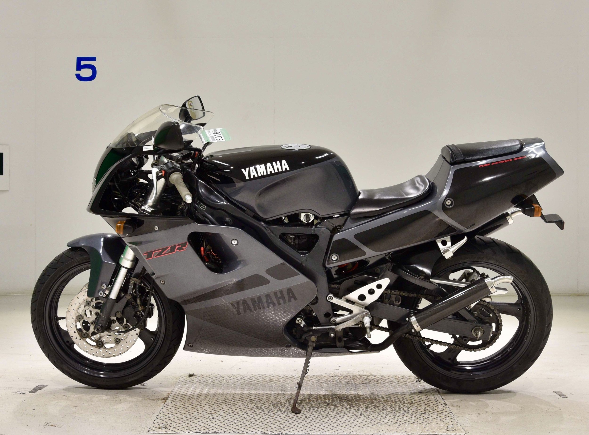 Moto2 Imports